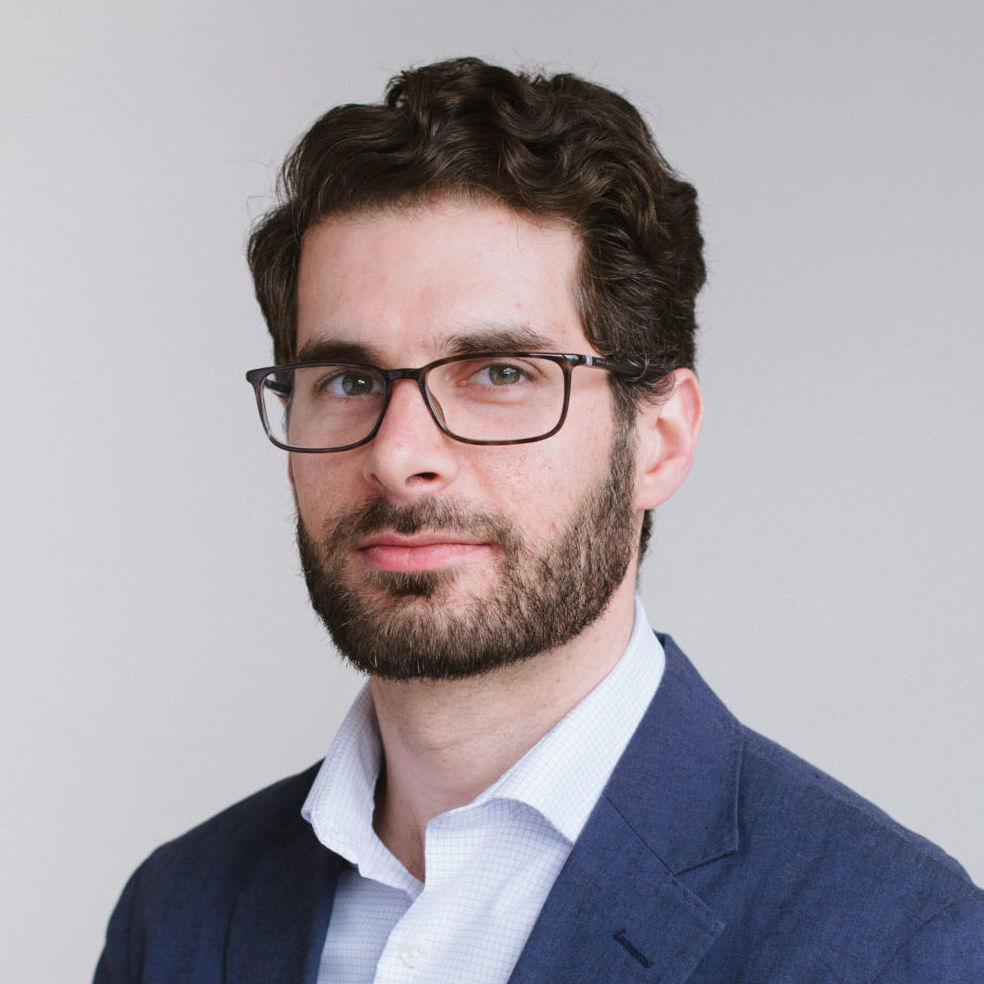 Andrew Toth's headshot