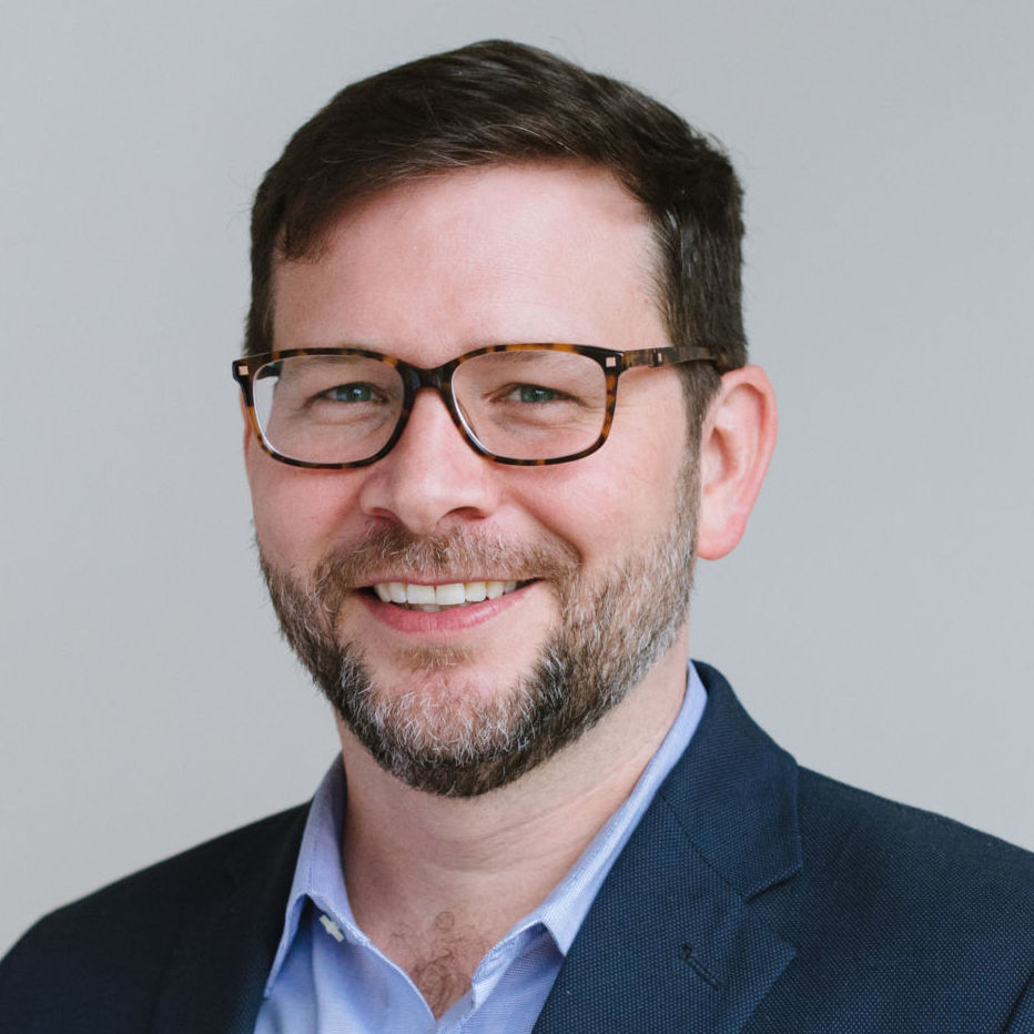 Benjamin Hoff's headshot