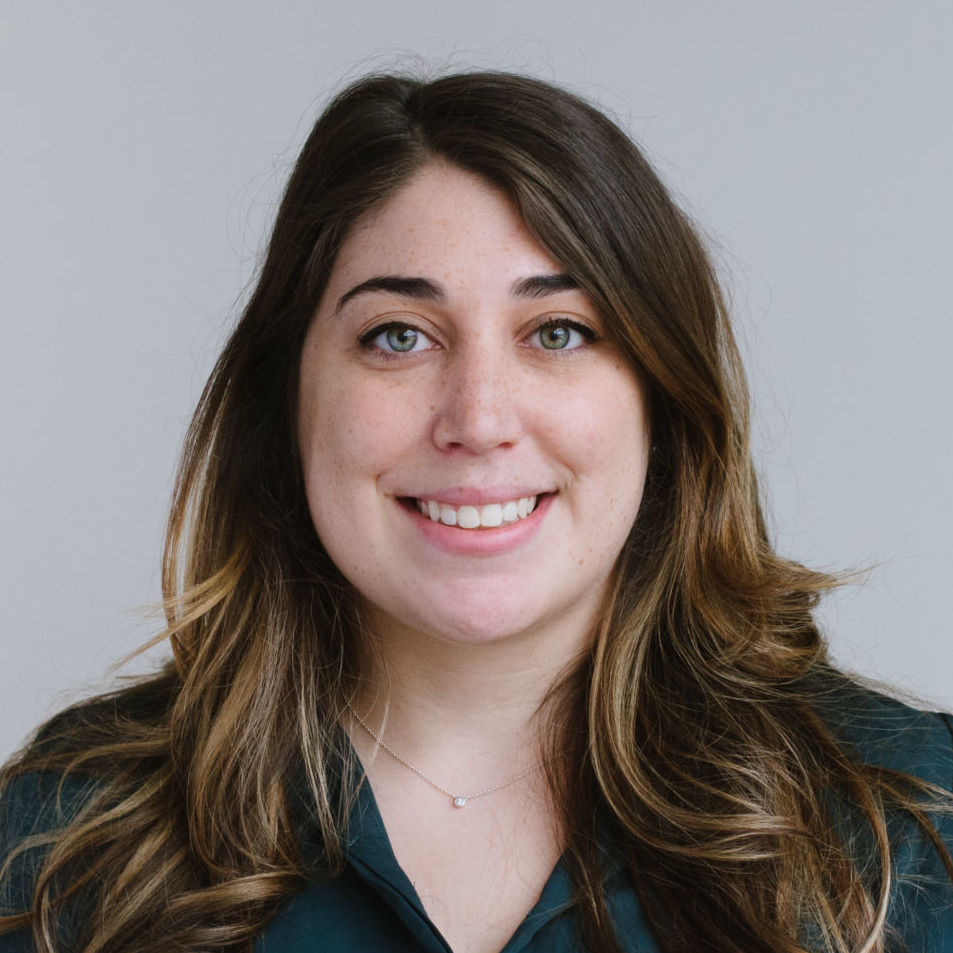Julia Ricci's headshot