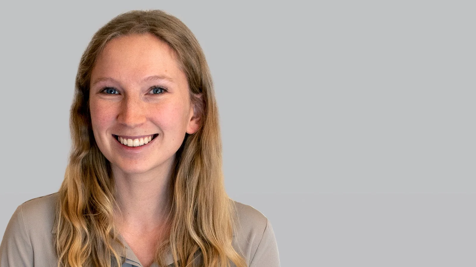 Headshot of Sarah Young.
